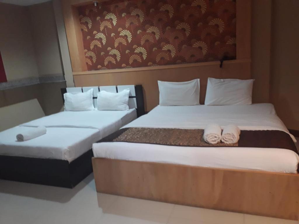 New Pind Balluchi Inn Pattaya Exterior foto